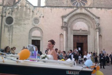 "E il naufragar mi è dolce in questo mare"