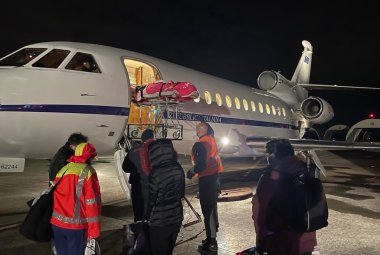 Bambina in pericolo di vita trasferita dall'aeroporto di Galatina a Roma con un Falcon dell'Aeronautica Militare