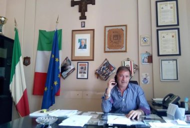 Cordoglio unanime per la scomparsa di Luigi Arcuti, Sindaco di Aradeo