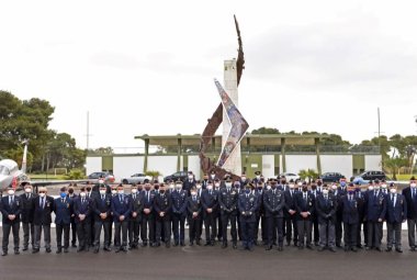 L'Associazione Arma Aeronautica di Puglia e Basilicata in visita all'aeroporto di Galatina