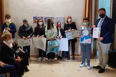La Giovanni XXIII di Galatina premiata al concorso dei Lions di Copertino “Un Poster per la Pace”