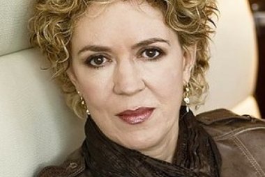 Petra Reski, "Lasciate quel lenzuolo appeso sull'Orologio!"