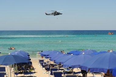 Ricerca e soccorso in mare, esercitazione del 61° Stormo di Galatina a Lido Conchiglie