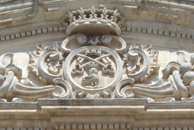 La civetta e le galline