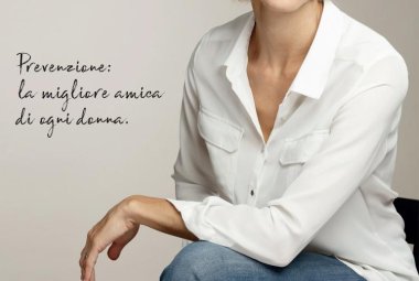 Francesca Fialdini con la LILT per la campagna di prevenzione del tumore al seno