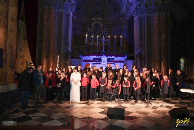 Nella Chiesa Madre gremita il Concerto di Natale di GioRè