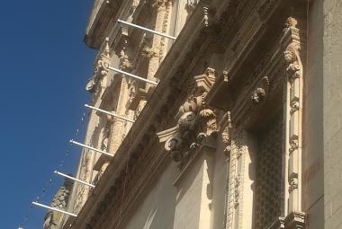 “Rotto un equilibrio e una rete di vecchissima data” (?)