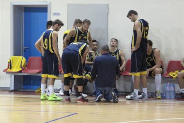 Indietro nella preparazione, la Magic Basket Galatina sconfitta in casa da Calimera