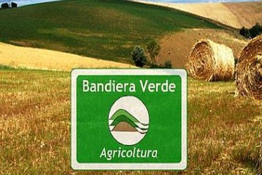 La 'Bandiera Verde Agricoltura' al comune di Melpignano