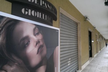 Gioielliere coraggioso sventa rapina a Galatina e fa arrestare i malviventi