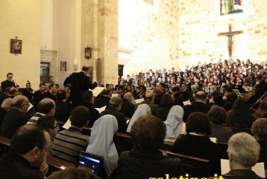 Una chiesa di San Biagio gremita canta e prega con Frisina