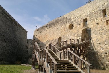 Il Rotary di Galatina e Maglie dona un defibrillatore ad Otranto