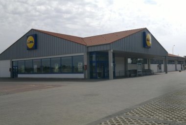 Tenta di rubare merendine nella Lidl di Galatina, denunciata