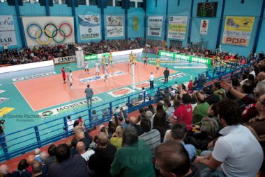 Gli allievi Showy-Boys affascinati da una partita di A1