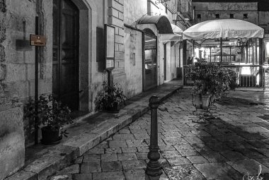 La Chiesetta di San Paolo liberata dai cassonetti