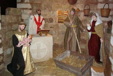 Un suggestivo Presepe francescano nel giardino del Convento dei Frati minori