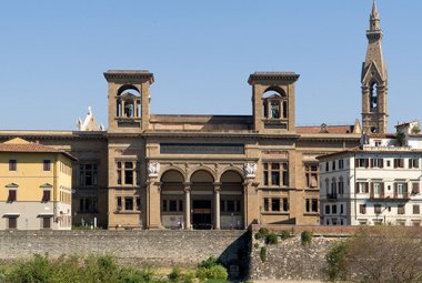 Due galatinesi a Firenze sul Lungarno