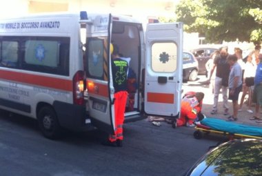 Ancora una volta sfiorata la tragedia in via Val d'Aosta