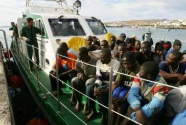Ospitati in provincia di Lecce 250 migranti africani sbarcati a Brindisi 