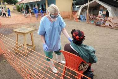 "Salentini all'estero fate attenzione al virus Ebola"