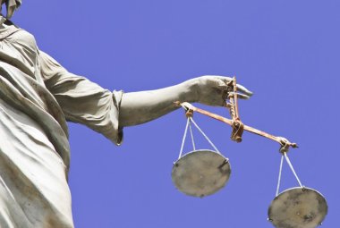 Avvocato neretino la spunta contro l'Agenzia delle Entrate