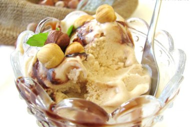 Gelato alla nocciola e miele bio 