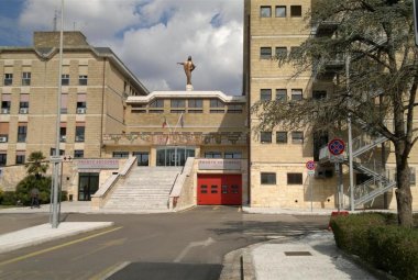 La scure di Pentassuglia si abbatte sull'Ospedale di Galatina, 35 posti letto in meno