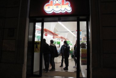 Rapina al supermercato Dok di via Liguria