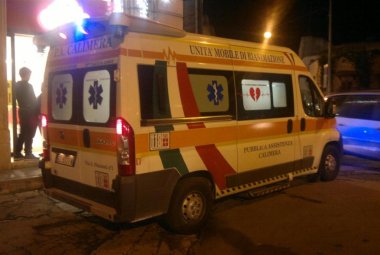 Madre e figlia investite davanti al supermercato 'dok'