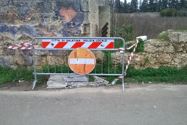 Fibre di amianto cancerogene su via dei Platani