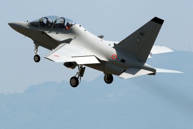 Babbo Natale a Galatina lascia la slitta per il T-346