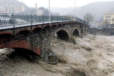 Vittime, feriti e sfollati per alluvioni e terremoti nel 2014