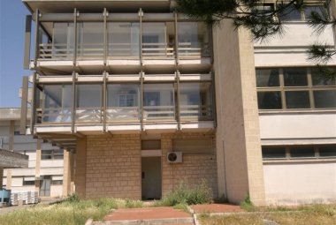 Ammalato psichiatrico fugge dall'Ospedale di Galatina dopo avere scardinato una porta
