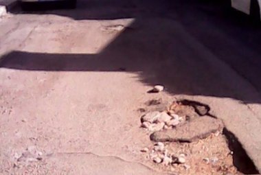 Pericolo buche in via Fermi