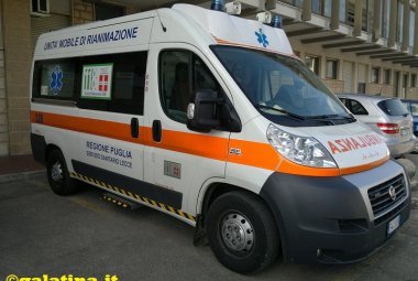 Al 118 mancano i medici e il direttore sale in ambulanza