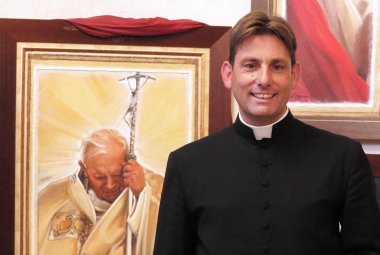 A don Antonio Coluccia il premio Forlife 2015