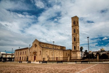 In Cammino con Maria: il culto mariano nelle Serre Salentine
