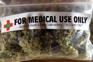 Settanta euro al giorno per curarsi con la marjuana