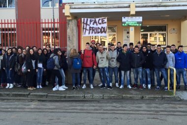 #facefriddu, aule gelate al "Falcone e Borsellino"