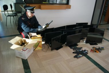 Aradeino arrestato per furto e ricettazione