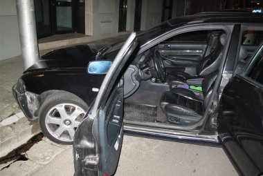 Audi nera super attrezzata per i furti con scasso