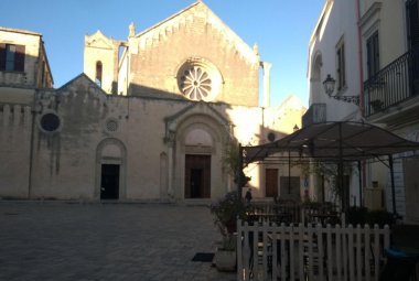 "Tutti i giorni in piazzetta Orsini i turisti hanno bisogno del bagno che non c'è"