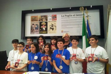 Olimpiadi di italiano, primi i ragazzi di Aradeo