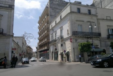 Senso unico in Corso Porta Luce? Una pessima idea. Si scatena il popolo di facebook