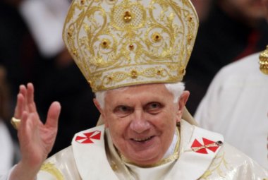 Il Papa si dimette