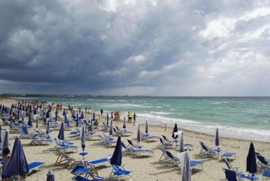 Cinque bagnanti salvati dagli avieri di Galatina