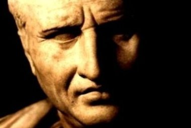 Dalla legge eterna al diritto naturale e politico