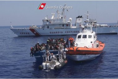 Arriva a Gallipoli "Nave Peluso"
