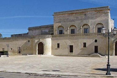 Contro il forno crematorio a Botrugno
