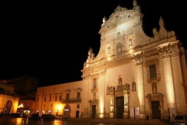 Sulla Chiesa Madre tornerà presto la luce